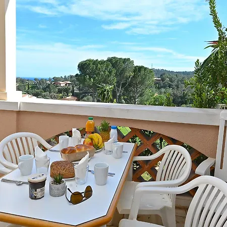 L'esquinade - F2 105 By Interhome Saint-Raphaël