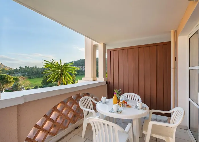 L'esquinade - F2 105 By Interhome Lägenhet Saint-Raphaël