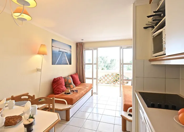 L'esquinade - F2 105 By Interhome Apartment