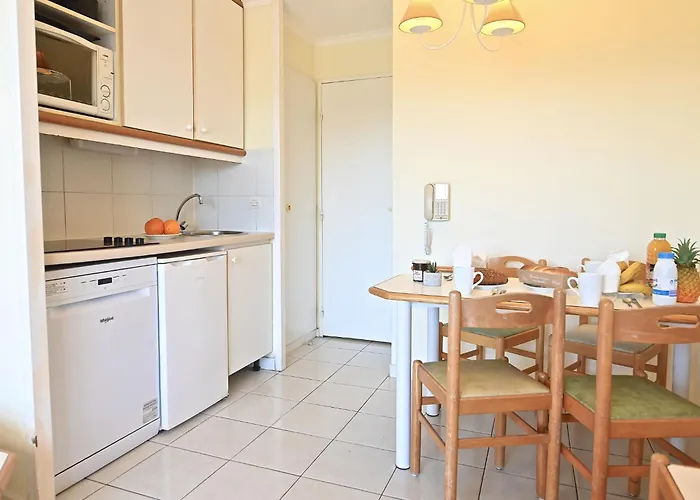 L'esquinade - F2 105 By Interhome Apartment *