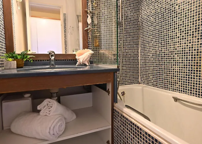 L'esquinade - F2 105 By Interhome Apartment Saint-Raphaël